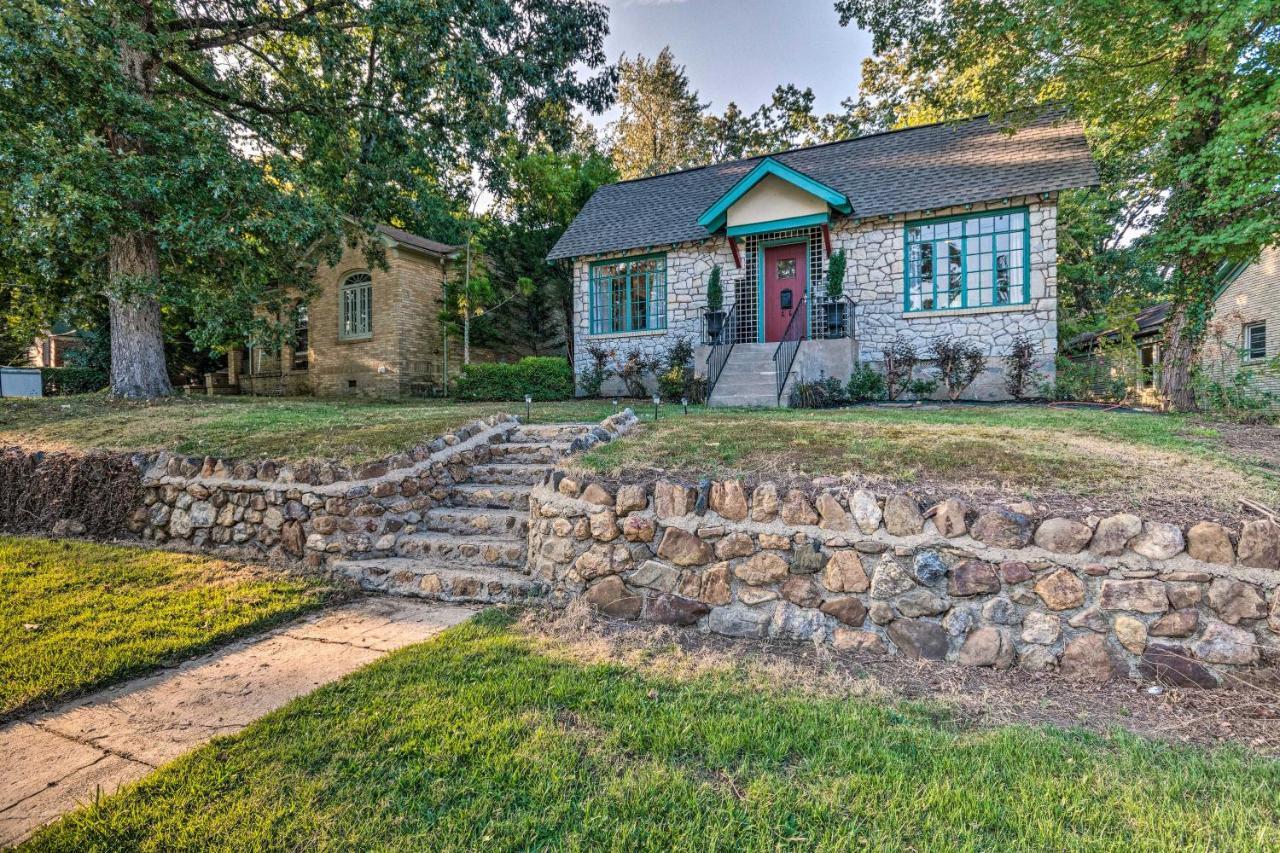 Hot Springs Home With Hot Tub, 2 Mi To National Park Εξωτερικό φωτογραφία